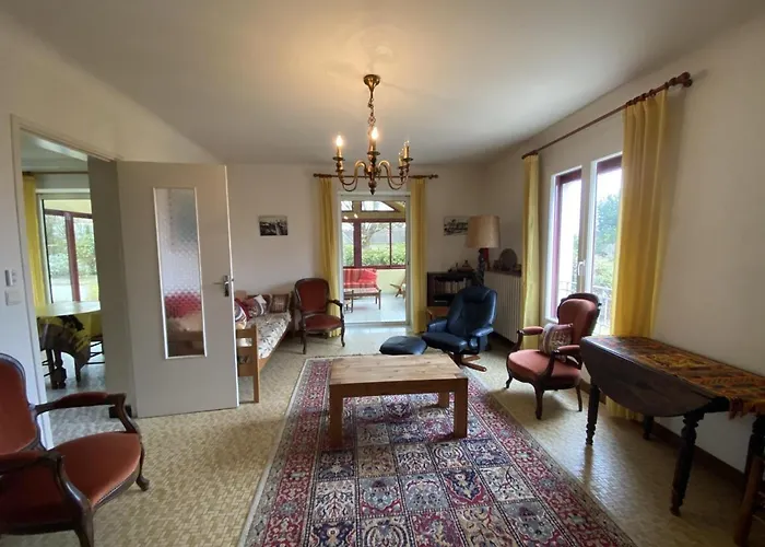 Maison Spacieuse Avec Jardin, Proche Thermes Et Commodités à - Fr-1-541-17 Сasa de vacaciones La Roche-Posay